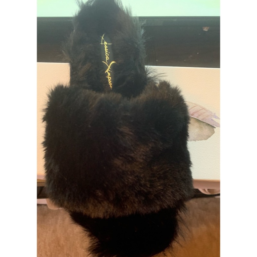 Plush faux fur slides